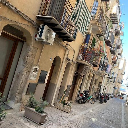 Vitrani'S House Apartments Cefalù Exterior foto
